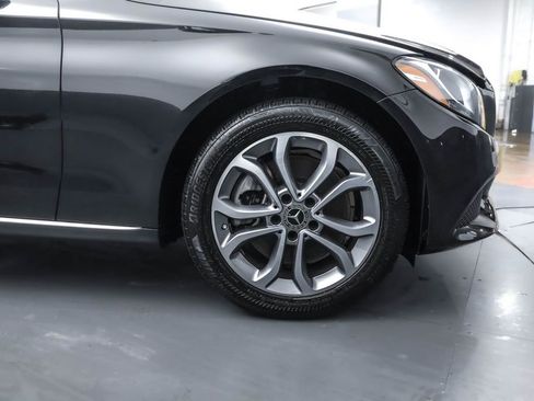 Used 2018 Mercedes-Benz C 300 4MATIC Sedan image 31