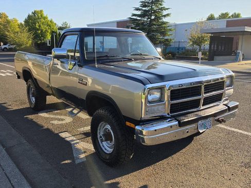 Used 1993 Dodge D/W Truck 250 AWD/4WD image 3