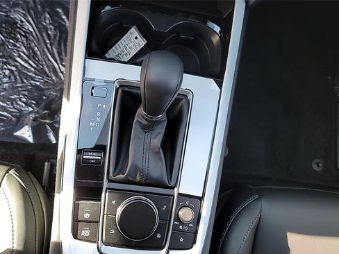 New 2025 MAZDA CX-30 AWD 2.5 S w/ Select Sport Pkg image 19