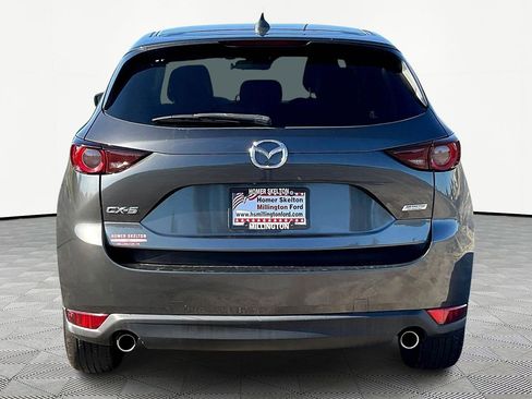 Used 2019 MAZDA CX-5 Touring image 4