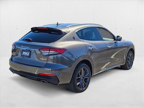 Used 2022 Maserati Levante Modena image 5