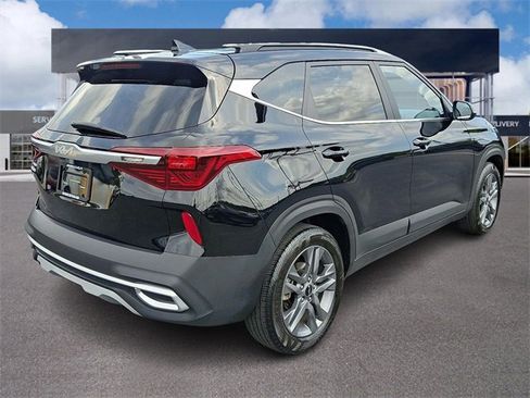 Certified 2023 Kia Seltos S w/ Navigation Package image 6