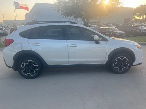 Used 2014 Subaru Crosstrek 2.0i Premium w/ Popular Package #2 AWD/4WD image 2
