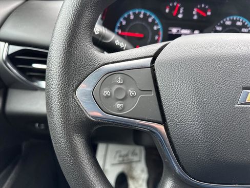 Used 2021 Chevrolet Traverse LS image 23