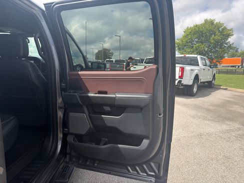 Certified 2023 Ford F150 Lariat AWD/4WD image 17