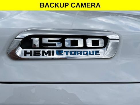 Used 2022 RAM 1500 Laramie AWD/4WD image 12