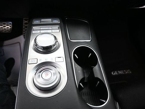 Used 2023 Genesis GV70 2.5T w/ Sport Prestige Package AWD/4WD image 11