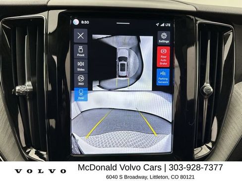 Certified 2025 Volvo XC60 B5 Plus AWD/4WD image 17