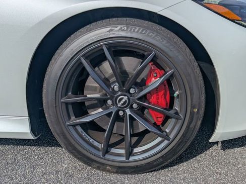 Used 2024 Nissan Z Performance w/ Floor Mat Package image 11