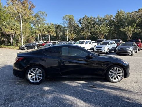 Used 2014 Hyundai Genesis 2.0T image 6
