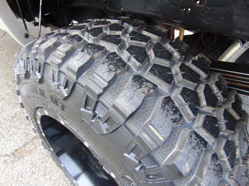 Used 2004 Chevrolet Silverado 2500 LT w/ Heavy-Duty Power Package image 54