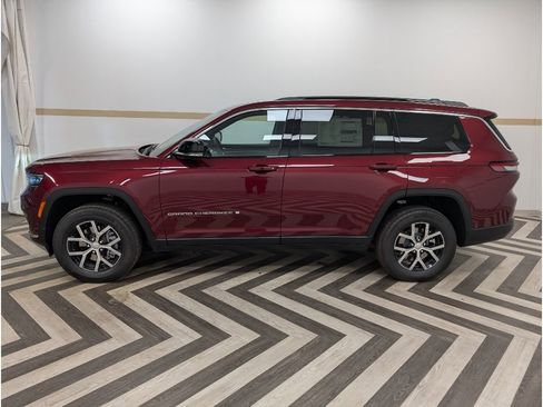 New 2025 Jeep Grand Cherokee L Limited w/ Luxury Tech Group II image 3