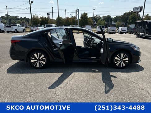 Used 2022 Nissan Altima 2.5 SV image 30
