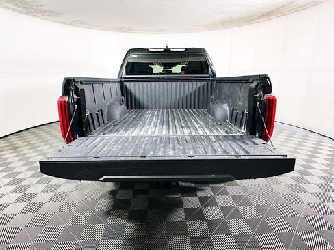 Used 2025 Toyota Tundra SR5 AWD/4WD image 31