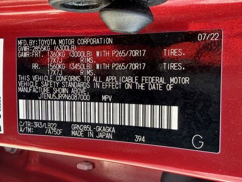 Certified 2022 Toyota 4Runner SR5 Premium w/ Moonroof Package image 33