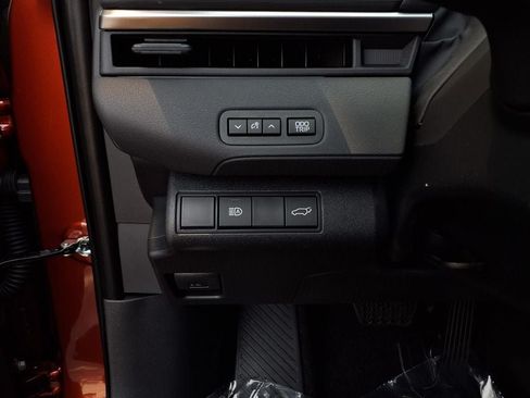 New 2026 Toyota C-HR AWD/4WD image 12