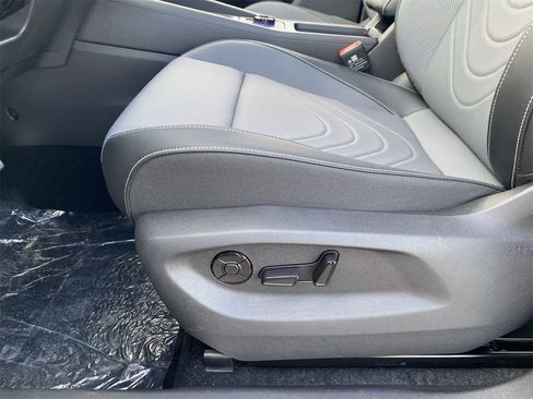 New 2026 Volkswagen Tiguan SE R-Line image 16