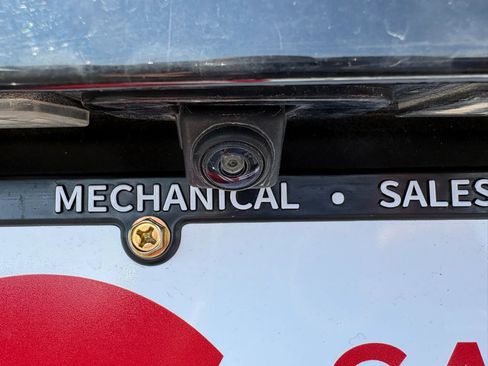 Used 2021 Nissan Sentra SV image 20