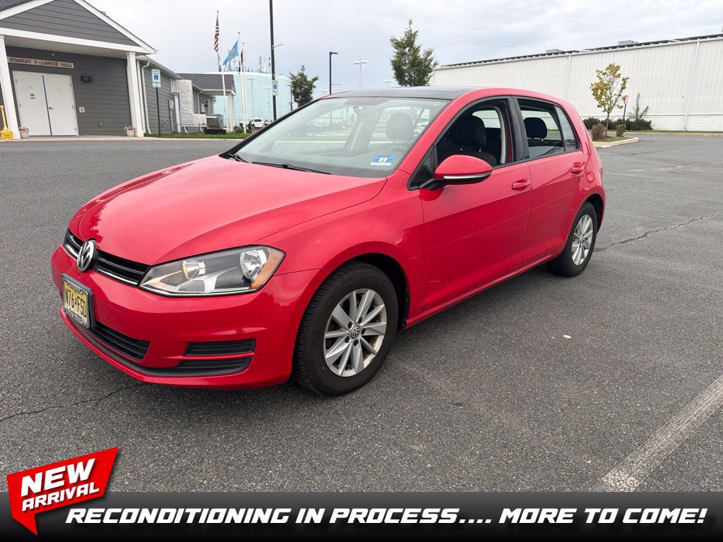 Used 2016 Volkswagen Golf S FWD image 1