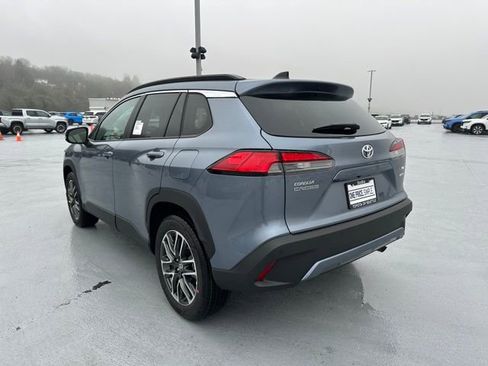 New 2026 Toyota Corolla Cross XLE image 4