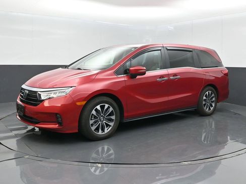 Used 2024 Honda Odyssey EX-L image 1