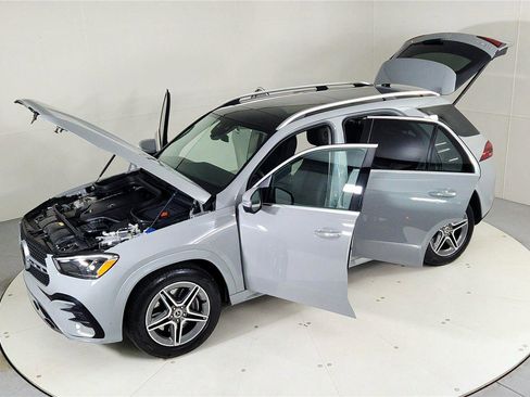 Used 2024 Mercedes-Benz GLE 450 4MATIC image 49
