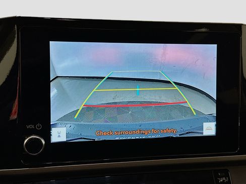 Used 2025 Toyota Camry LE image 23