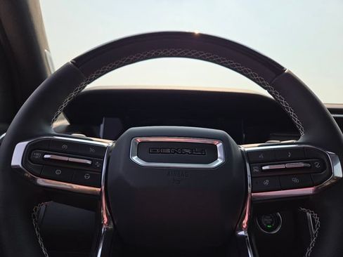 New 2026 GMC Acadia Denali Ultimate AWD/4WD image 31