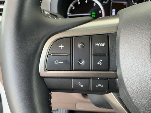 Used 2023 Lexus GX 460 Luxury AWD/4WD image 12
