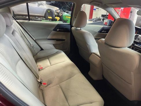 Used 2016 Honda Accord LX image 7