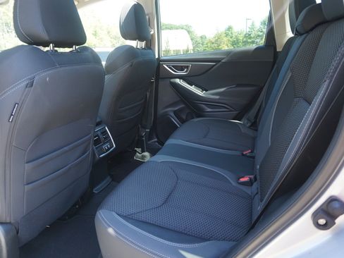 Used 2023 Subaru Forester Premium AWD/4WD image 16