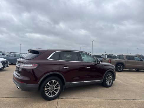 Used 2020 Lincoln Nautilus Reserve image 22