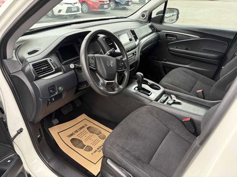 Used 2019 Honda Pilot LX image 9
