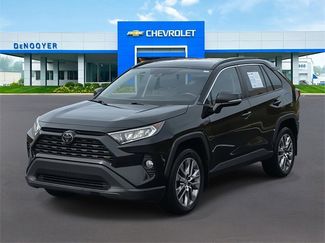 Used 2019 Toyota RAV4 XLE image 1