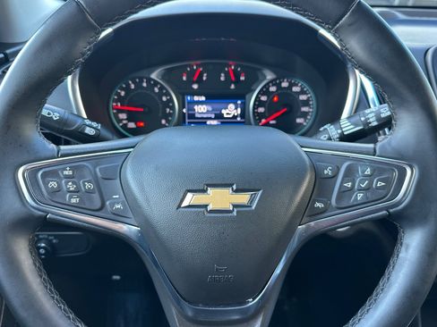 Used 2024 Chevrolet Equinox LT image 16