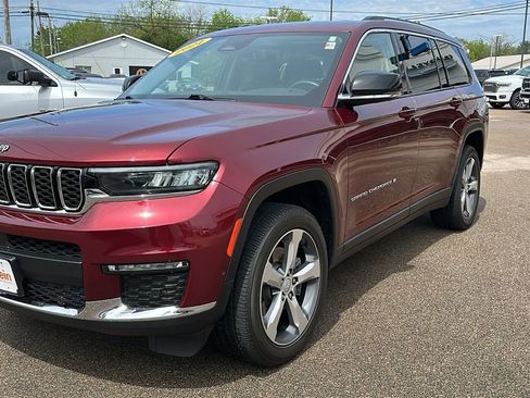 Used 2021 Jeep Grand Cherokee L Limited w/ Luxury Tech Group II AWD/4WD image 3
