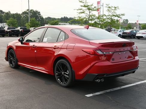 New 2026 Toyota Camry SE w/ Convenience Package AWD/4WD image 5
