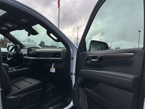 New 2026 Chevrolet Tahoe High Country w/ Sun And Tow Package image 11