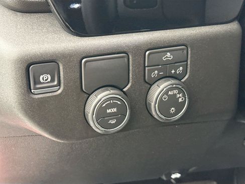 Used 2026 Chevrolet Silverado 1500 LT RWD image 16