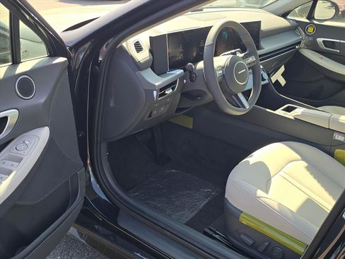 New 2026 Hyundai Sonata SEL FWD image 9