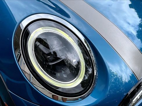Used 2022 MINI Cooper 2-Door Hardtop FWD image 26