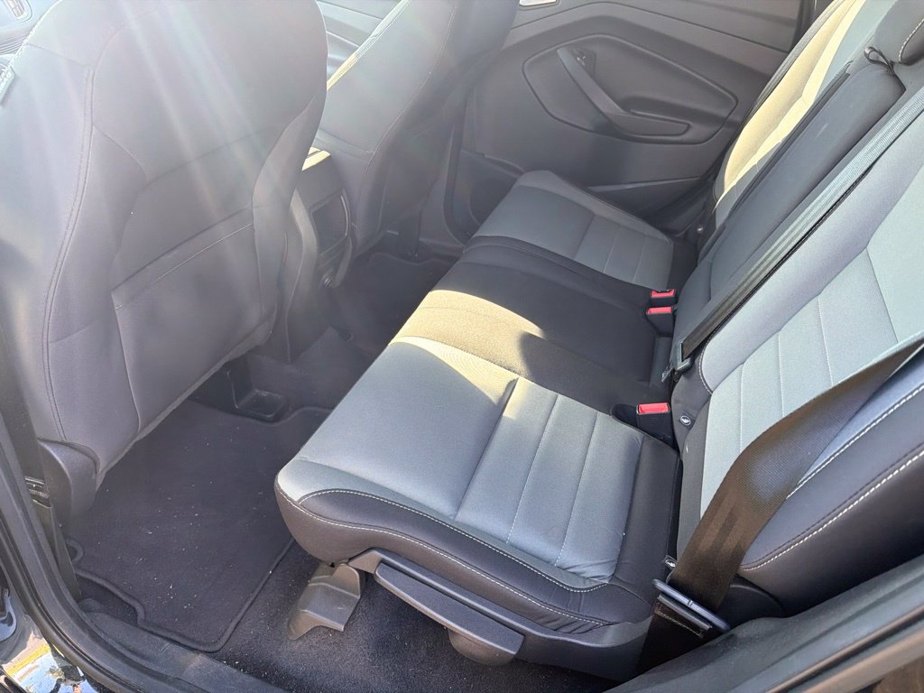 Used 2016 Ford Escape SE FWD image 6
