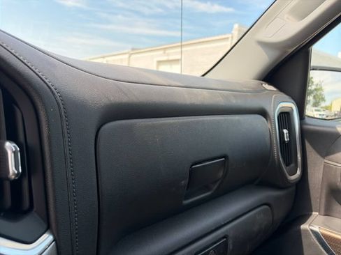 Used 2019 Chevrolet Silverado 1500 LT Trail Boss AWD/4WD image 23