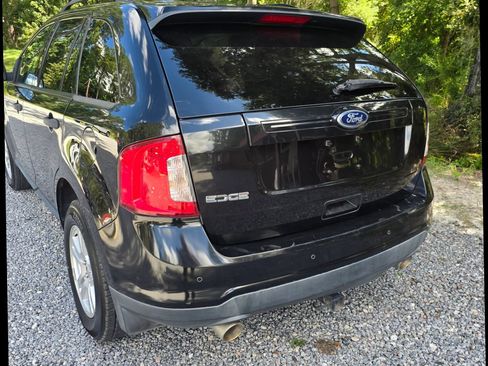 Used 2013 Ford Edge SE FWD image 12