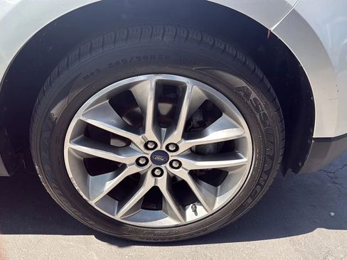 Used 2015 Ford Edge Titanium w/ Technology Package FWD image 19