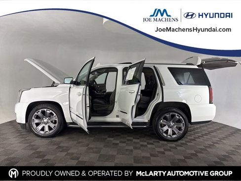 Used 2016 GMC Yukon Denali w/ Open Road Package image 11