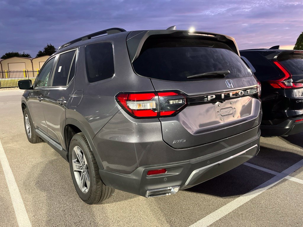 Used 2026 Honda Pilot EX-L image 3