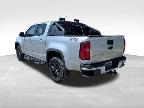Used 2017 Chevrolet Colorado Z71 AWD/4WD image 5