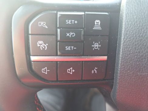 Used 2025 Ford F150 Raptor AWD/4WD image 15