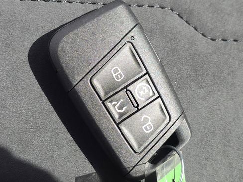 New 2026 Volkswagen Taos SE AWD/4WD image 26
